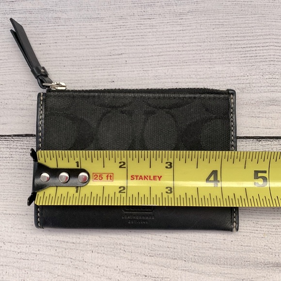 Coach Card Holder! - Picture 7 of 8